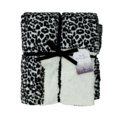 URBAN DEER White Leopard Printed Fur Reversible to White Sherpa 50x 60 Throw - RK-FURSH-CLEO - Blankets & Bedspreads