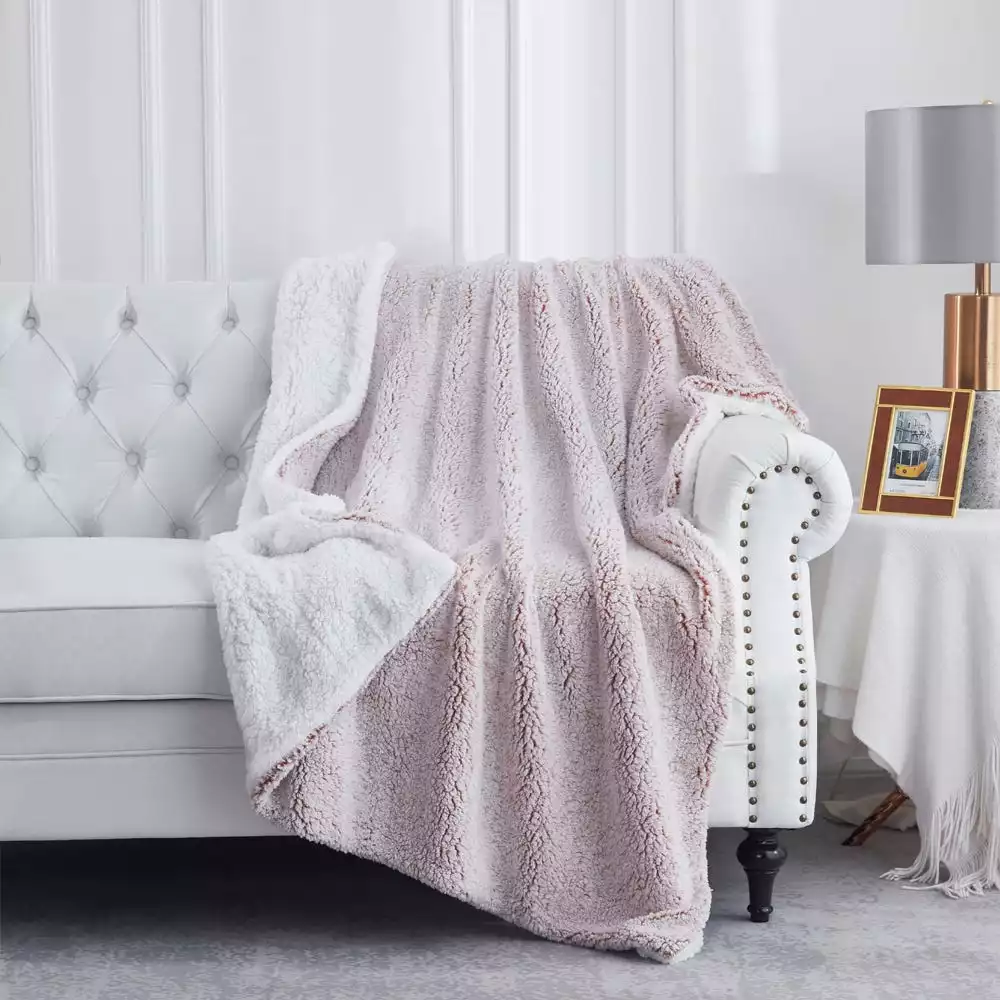 Trail Creek Snuggly Sherpa Throw Blanket, Cedar - RK-TEDSH-CED - Blankets & Bedspreads 6 Trail Creek Snuggly Sherpa Throw Blanket, Cedar - RK-TEDSH-CED - Blankets & Bedspreads - Image 4