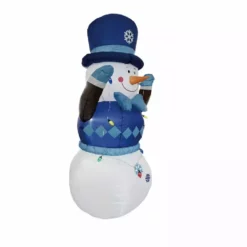 Four Seasons 6' Inflated Snowman Holding String Lights - MY-18CS622 - Christmas Decor -Hearth & Home Store bb34b402d4014b71fe9766c6a33cb97dd6f89654 14762164 5